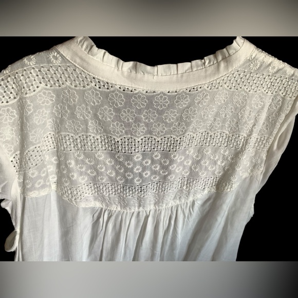NWT TORRID Slub Crochet Detail Tie-Front White Plus Size Woman’s Top Shirt 2X - Picture 8 of 12
